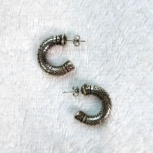 Antiqued Silver Huggie Hoop Stud Earrings / Pierced